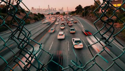 爱游戏在线玩-_防守如铁壁，尼克斯锁死快船_，尼克斯防守效率