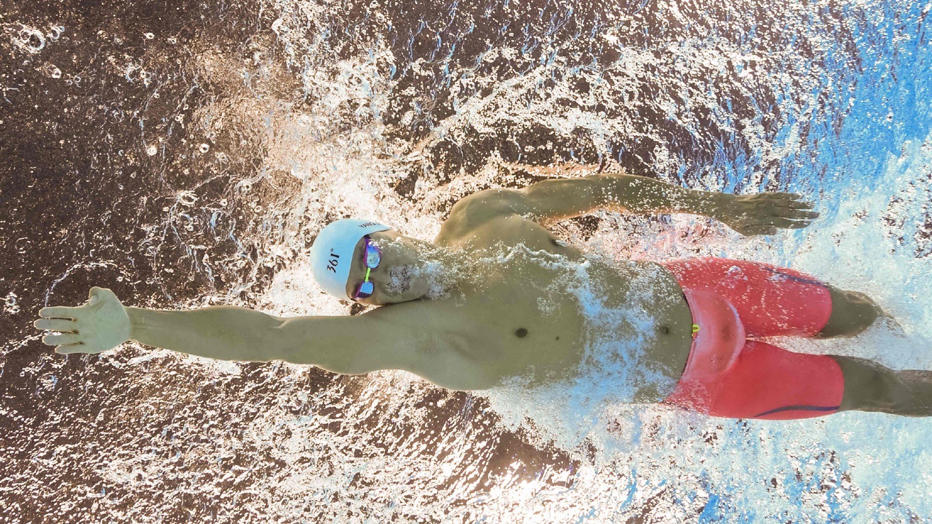 逆境中的战术调整：球队如何利用换人实现反转？，足球换人程序